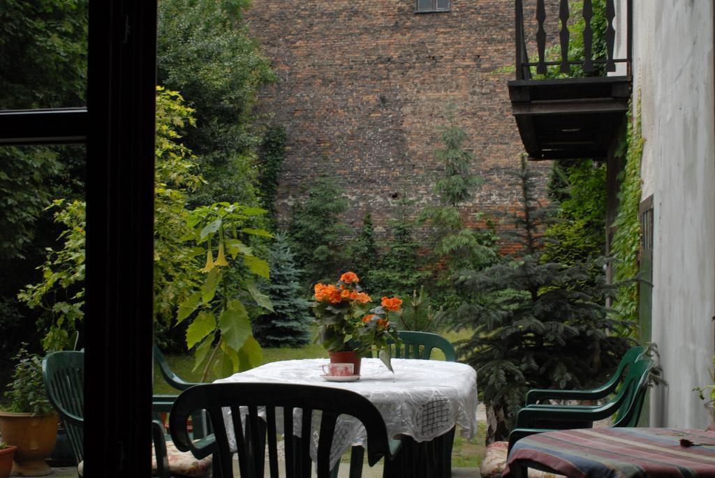 Piano Guest House Краков Экстерьер фото